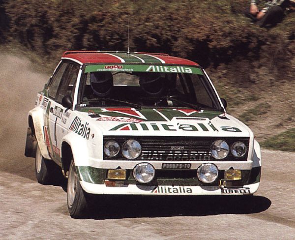 Italeri 3690 FIAT 131 RALLY ALITALIA Maquettes 1:24