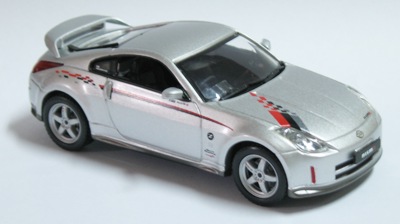 J-collection 068 NISAN Z NISMO S-TUNE DECORATION / Version Japonaise Miniatures 1:43
