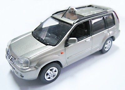 J-collection 071 NISAN X-TRAIL G7 TAXI PARIS 2003 Miniatures 1:43