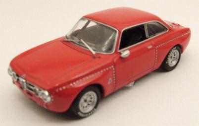 M4 7045 ALFA 1750/2000 PROVA 1967 Miniatures 1:43