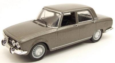 M4 7058 ALFA 2000 BERLINA 1971 Miniatures 1:43