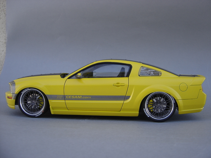 Ford Mustang Parotech norev 182700