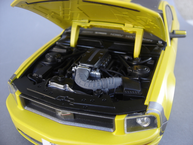Ford Mustang Parotech norev 182700