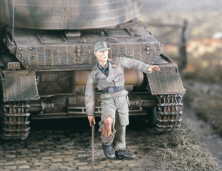 TANKISTE ALLEMAND BLESSE