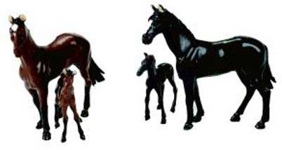 Britains 40958 Juments et poulains Miniatures 1:32 Britains 40958 Juments et poulains Miniatures 1:32