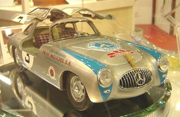 CMC 058 Mercedes Benz 300 SL PANAMERICAN H.LANG 1952 Die cast 1:18