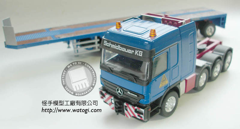 Conrad 40155 MERCEDES ACTROS 4 ESSieux avec SEMI-PLATEAU 6 ESSieux GOLDHOFER Die cast 1:50 Conrad 40155 MERCEDES ACTROS 4 ESSieux avec SEMI-PLATEAU 6 ESSieux GOLDHOFER Die cast 1:50