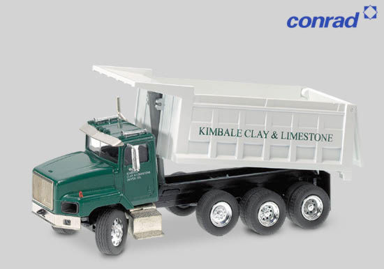 NAVISTAR BENNE 4 ESSIEUX