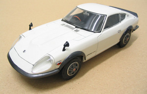 Ebbro 24019 NISSAN FAIRLAIDY 240 ZG Miniatures 1:24