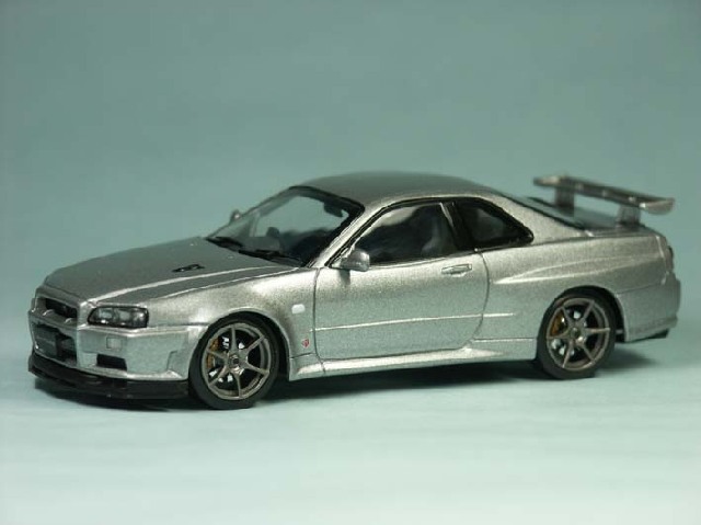Ebbro 43058 NISSAN SKYLINE GT-R V SPEC II Miniatures 1:43 Ebbro 43058 NISSAN SKYLINE GT-R V SPEC II Miniatures 1:43