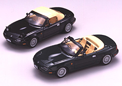 Ebbro 43589 MAZDA MX5 Roadster V Miniatures 1:43 Ebbro 43589 MAZDA MX5 Roadster V Miniatures 1:43