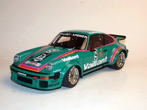 Exoto 19093 VAILLANT Porsche 934 #9 GT 1977 Miniatures 1:18