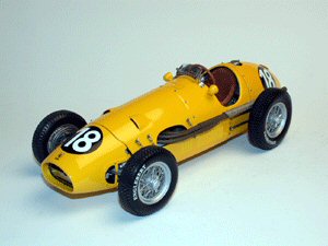 Exoto 97194 Ferrari 500 F2 1954 GP BERLIN (SWATERS) Die cast 1:18