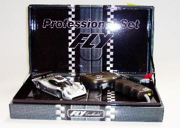 GB Track 207028 Porsche 911 GT1 1998 EVOLUTION 2 POIGNEE Die cast GB Track 207028 Porsche 911 GT1 1998 EVOLUTION 2 POIGNEE Die cast