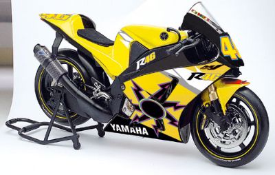 YAMAHA YZR M1 R-46 BY VALENTINO ROSSI