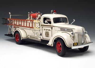 1941 Ford firetruck #2