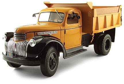 Highway 61 50342 DUMP TRUCK 1946 Miniatures 1:16 Highway 61 50342 DUMP TRUCK 1946 Miniatures 1:16