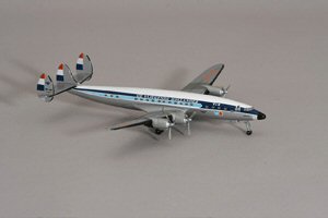 Hogan 8799 Super Constellation L-1049 KLM Miniatures 1:200