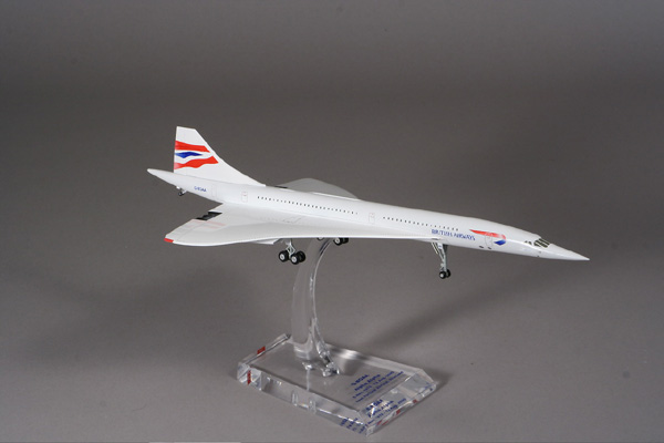 Hogan 8843-AD Concorde G-BOAD British Airways Miniatures 1:200 Hogan 8843-AD Concorde G-BOAD British Airways Miniatures 1:200