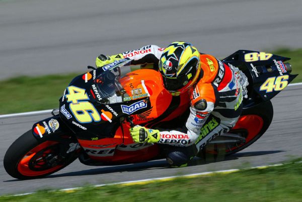HONDA RC 211V REPSOL TEAM