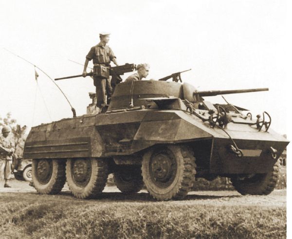 M8 GREYHOUND