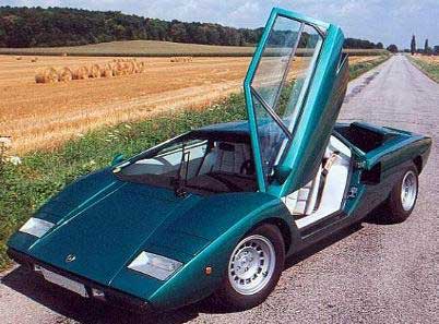Kyosho 08321BL Lamborghini Countach LP 400 Die cast 1:18