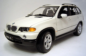 Kyosho 08521W Bmw X5 4,4i E53 Miniatures 1:18 Kyosho 08521W Bmw X5 4,4i E53 Miniatures 1:18
