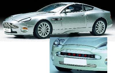 Kyosho 08603S Aston V12 Vanquish Miniatures 1:12