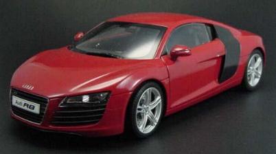 Kyosho 09213R AUDI R8 Miniatures 1:18 Kyosho 09213R AUDI R8 Miniatures 1:18