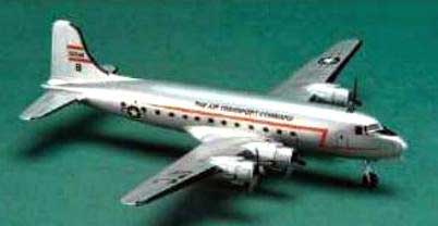 Minicraft 14520 C54 CANDY BOMBER Plastic models 1:144 Minicraft 14520 C54 CANDY BOMBER Plastic models 1:144