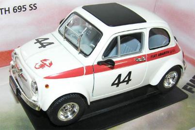 Mondo 50021 Fiat Abarth 695 SS Die cast 1:18 Mondo 50021 Fiat Abarth 695 SS Die cast 1:18
