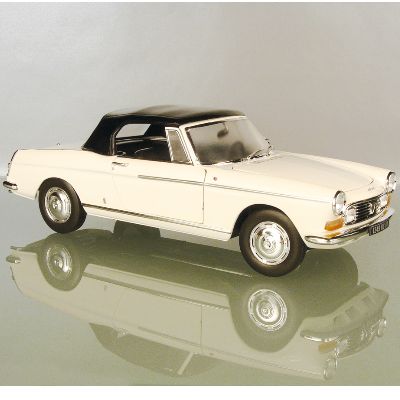 Norev 184746 Peugeot 404 Die cast 1:18 Norev 184746 Peugeot 404 Die cast 1:18