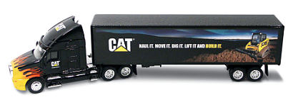 Caterpillar camion porteur avec mini chargeuse