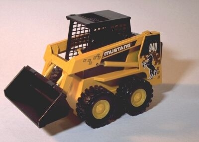 Mustang 940 Loader