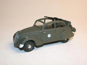 Paradcar 149 Peugeot 202 découvrable MILITAIRE AVEC FM Miniatures 1:43