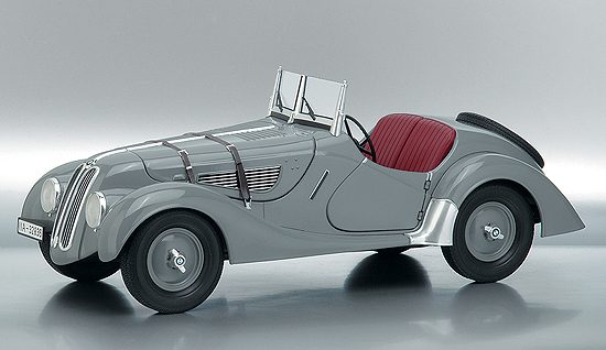 Premium 10101 BMW 328 Roadster CAPOTE FERMEE Miniatures 1:12 Premium 10101 BMW 328 Roadster CAPOTE FERMEE Miniatures 1:12