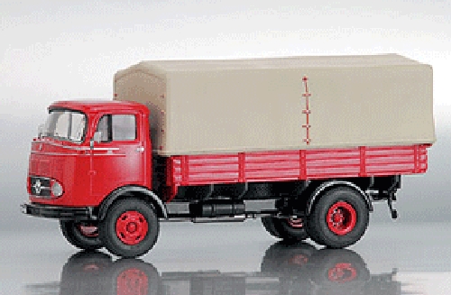 MERCEDES LP 911 PLATEAU BACHE LKW