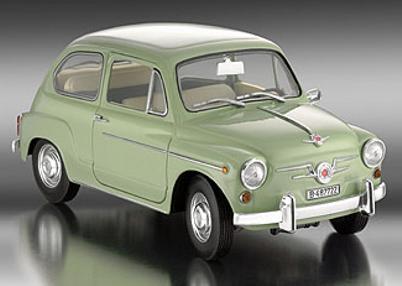 Revell 08850 SEAT 600 D Maquettes 1:18 Revell 08850 SEAT 600 D Maquettes 1:18