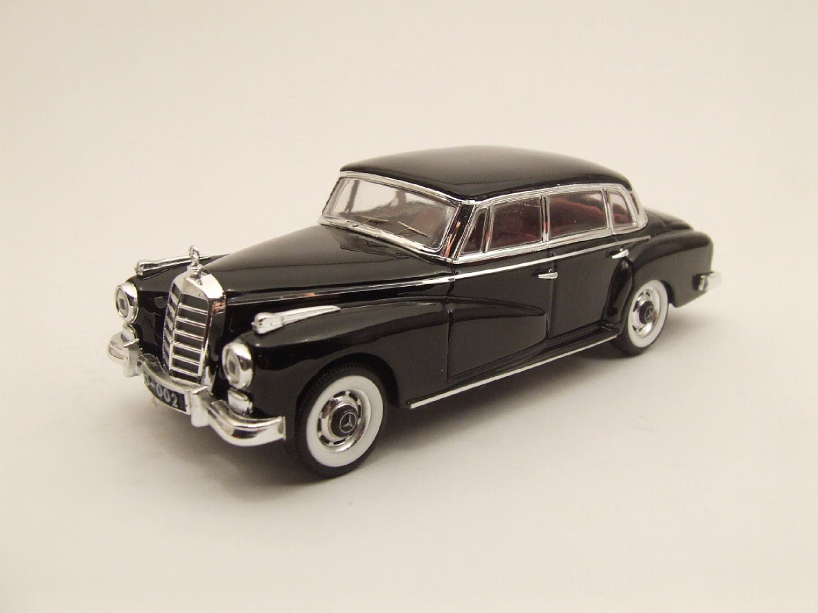 Mercedes Adenauer 1951