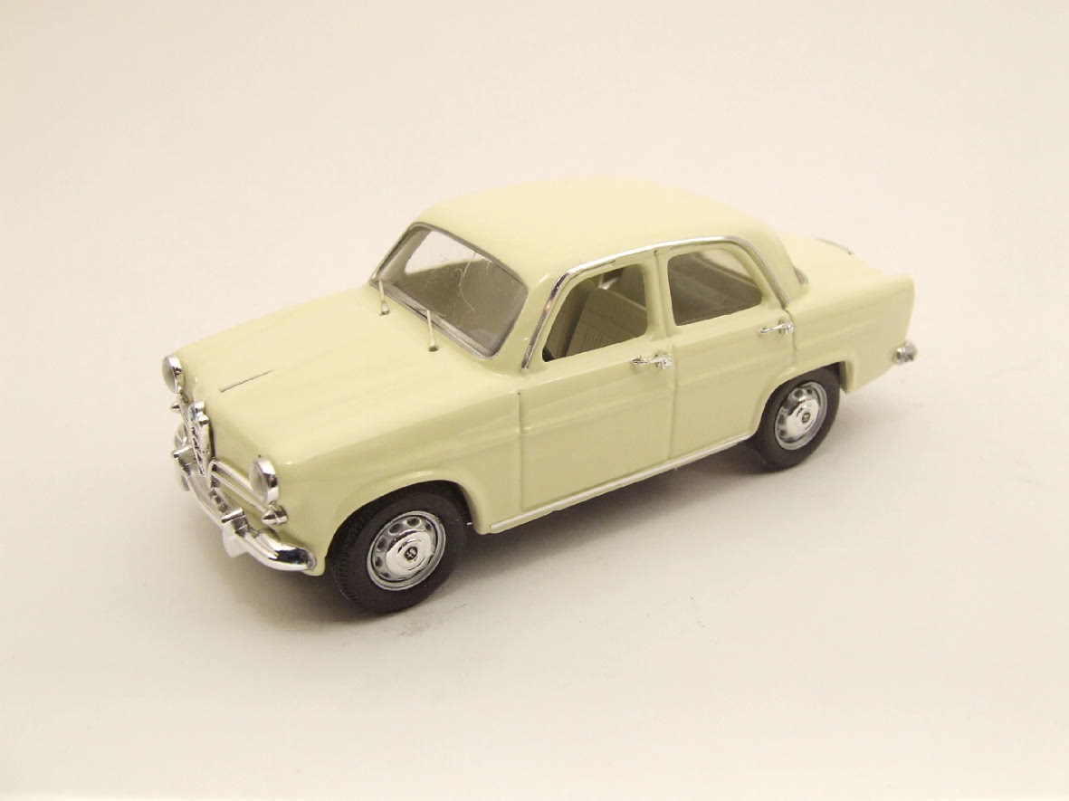 Rio 4119 Alfa Romeo Giulietta 1955 Miniatures 1:43 Rio 4119 Alfa Romeo Giulietta 1955 Miniatures 1:43