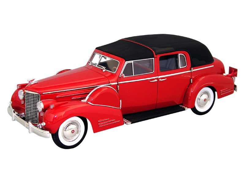 Signature 18117 CADILLAC V-16 FLEETWOOD 1938 Miniatures 1:18 Signature 18117 CADILLAC V-16 FLEETWOOD 1938 Miniatures 1:18