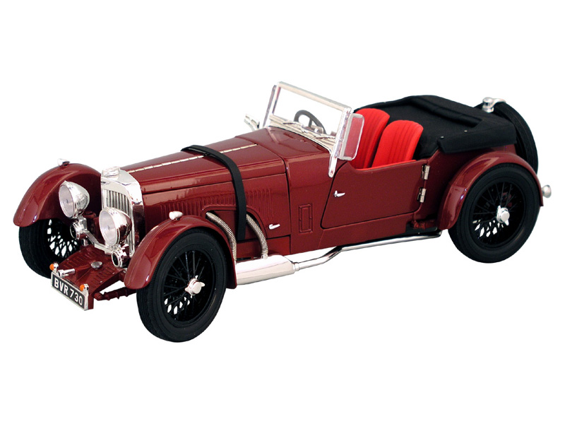 Signature 18118 ASTON MARTIN 1934 Miniatures 1:18