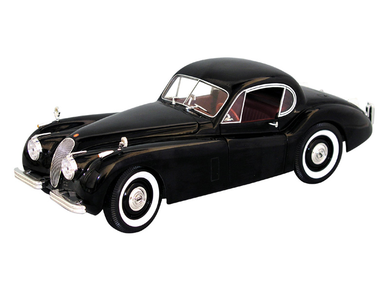 Signature 18120 JAGUAR XK 120 1949 Miniatures 1:18 Signature 18120 JAGUAR XK 120 1949 Miniatures 1:18