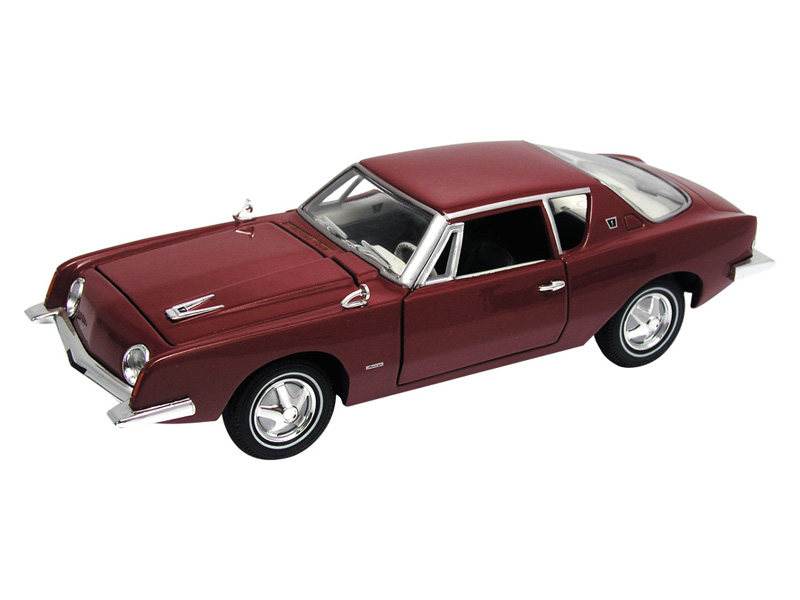 Signature 32301 STUDEBAKER AVANTI 1963 Miniatures 1:32 Signature 32301 STUDEBAKER AVANTI 1963 Miniatures 1:32