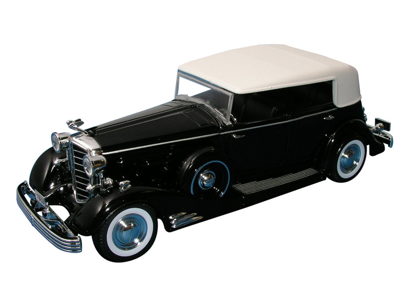 CADILLAC FLEETWOOD 1933