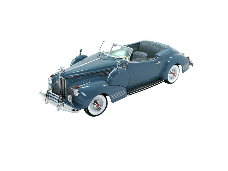 Signature CT68628 PACKARD DARRIN 1941 Die cast 1:18