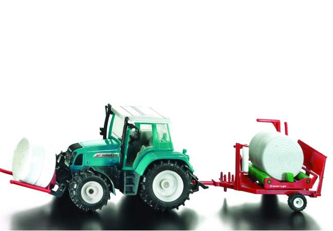 Miniature agricole Siku Tracteur avec semoir chez 1001hobbies (Réf.1826)