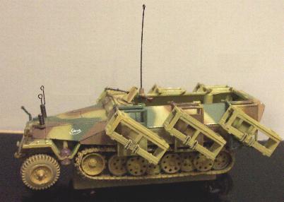 GERMAN SDKFZ 251 AUSF.D