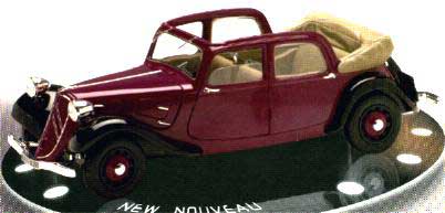 Solido 8180 TRACTION AV 11 DECOUVERTE 1938 Miniatures 1:18 Solido 8180 TRACTION AV 11 DECOUVERTE 1938 Miniatures 1:18