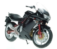 Solido 84038 Kawasaki ER 6f 2005 Die cast 1:18